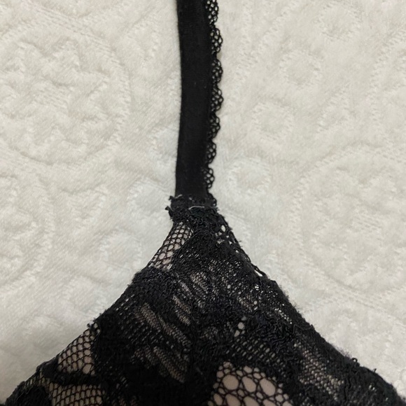 Victoria’s Secret Body by Victoria push up Bra - Picture 2 of 4